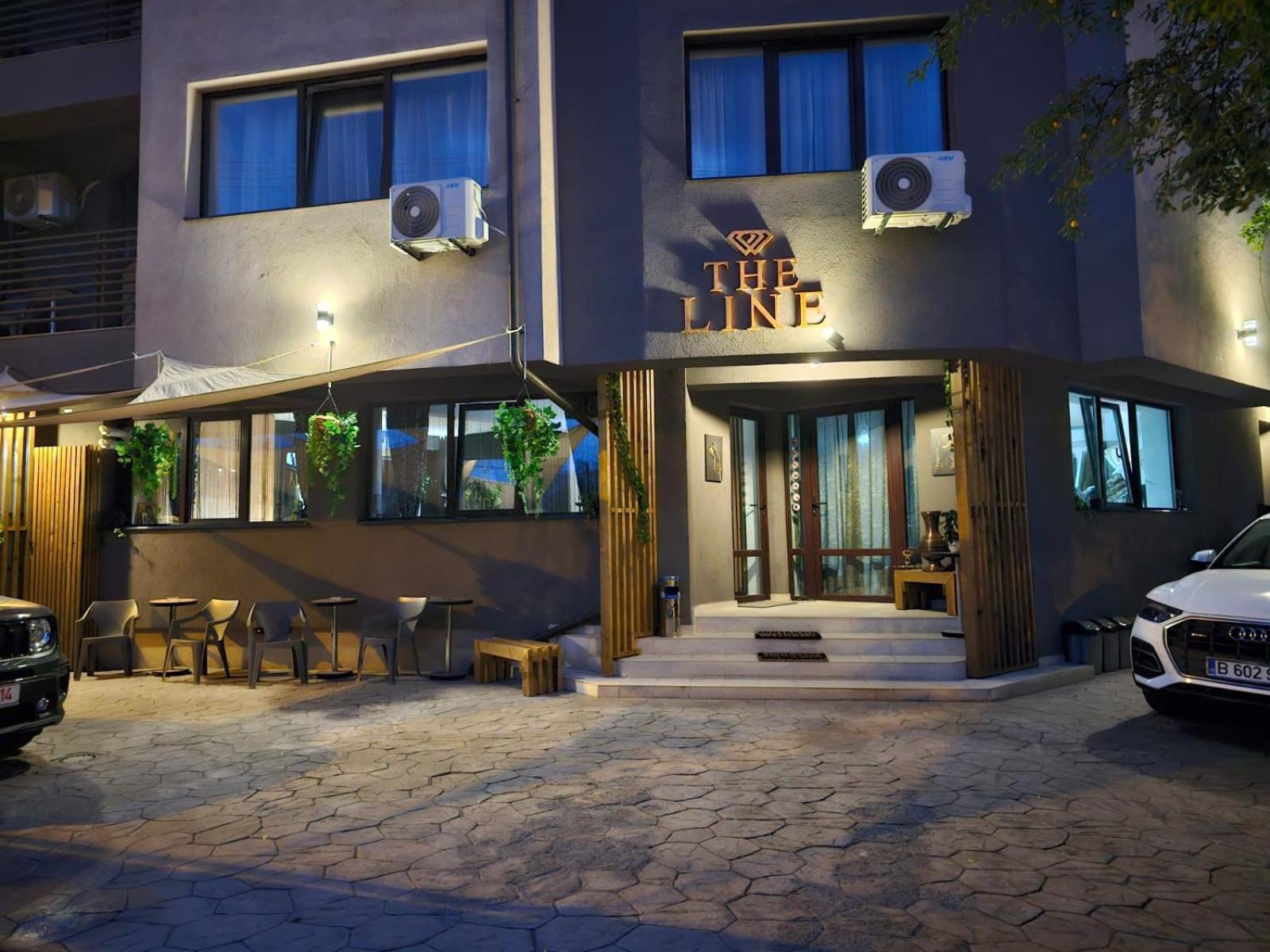 Theline Hotel Букурещ Екстериор снимка