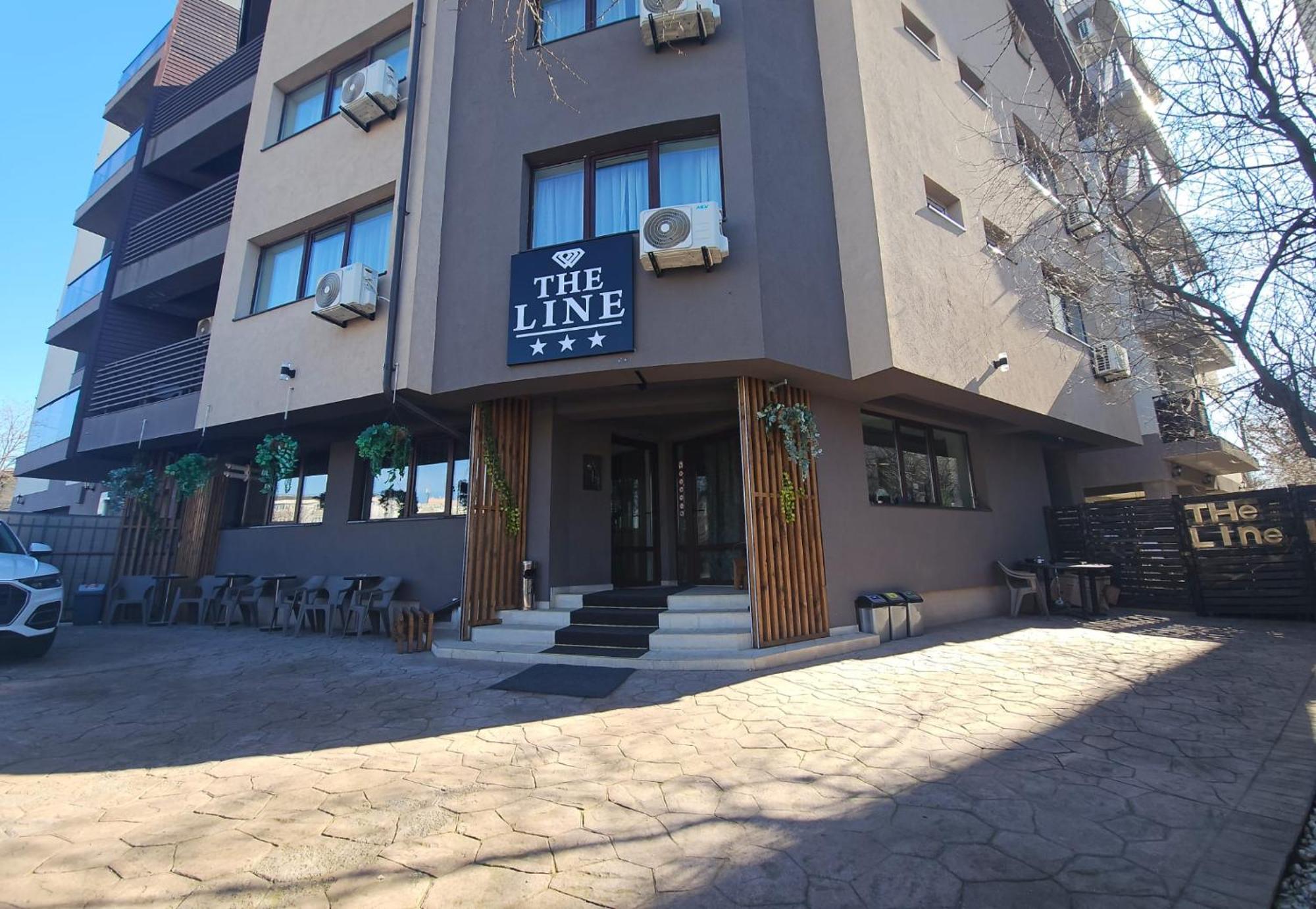 Theline Hotel Букурещ Екстериор снимка